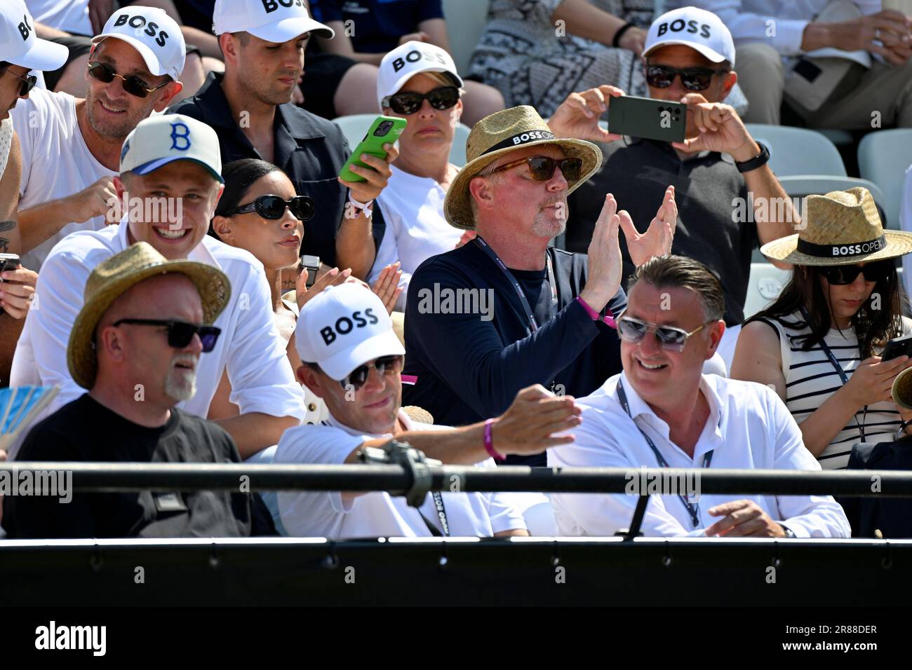 VIP negli stand, attore Markus Keller, Boris Becker con il partner Lilian de Carvalho Monteiro, DJ Oetzi, direttore del torneo Edwin Weindorfer Foto Stock