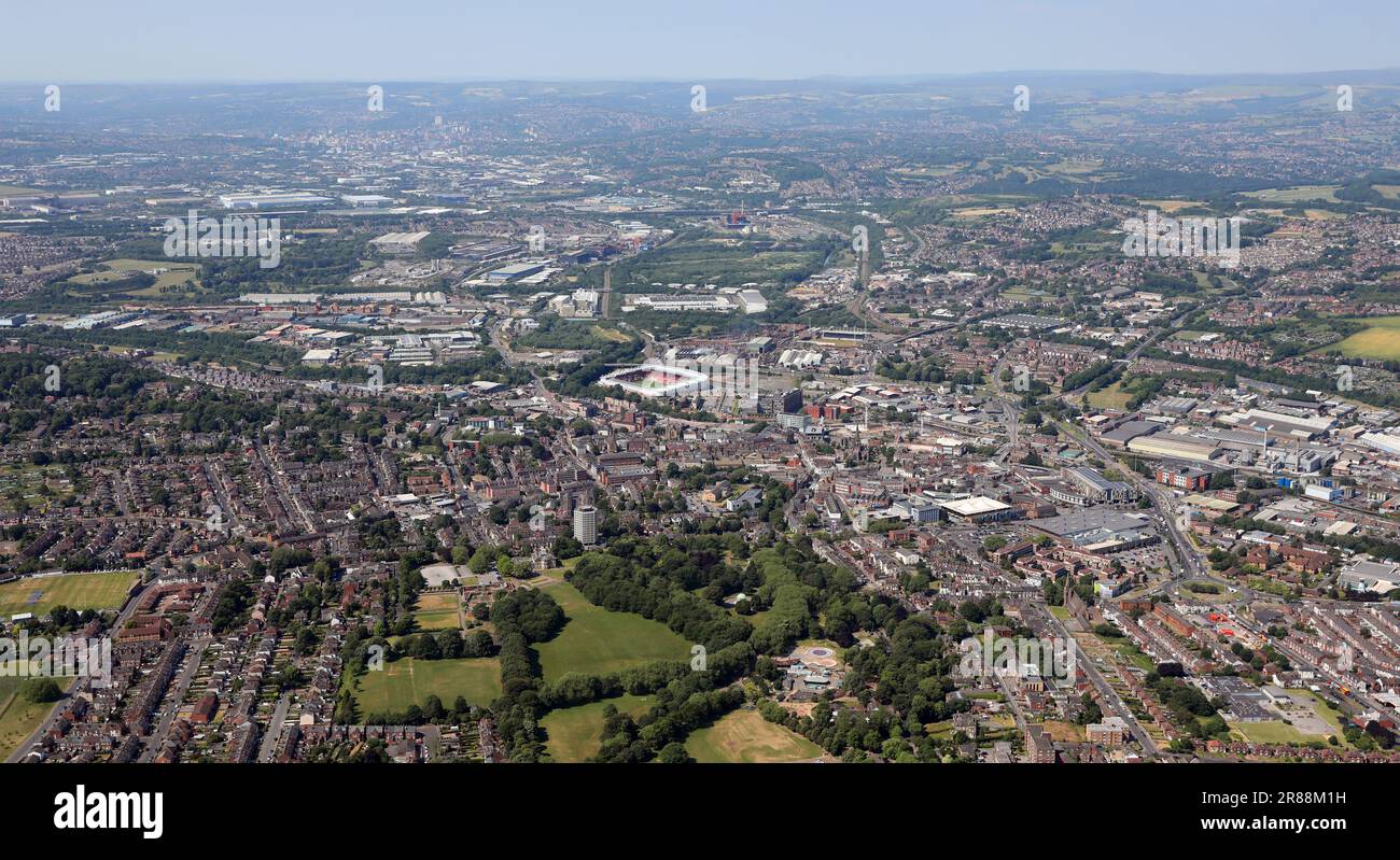 Vista aerea di Rotherham con Sheffield Way in lontananza, South Yorkshire Foto Stock