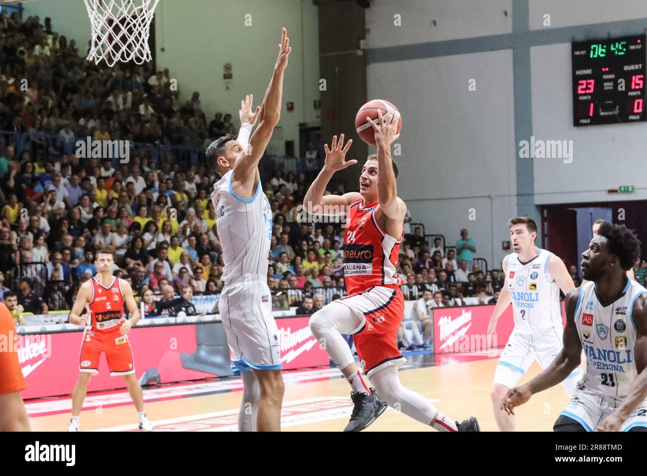 Lorenzo penna (Unieuro Forli) durante il Guerino Vanoli Basket vs Pallanestro Forli, Campionato Italiano Basket Serie A2 uomini a Cremona, 19 2023 giugno Foto Stock