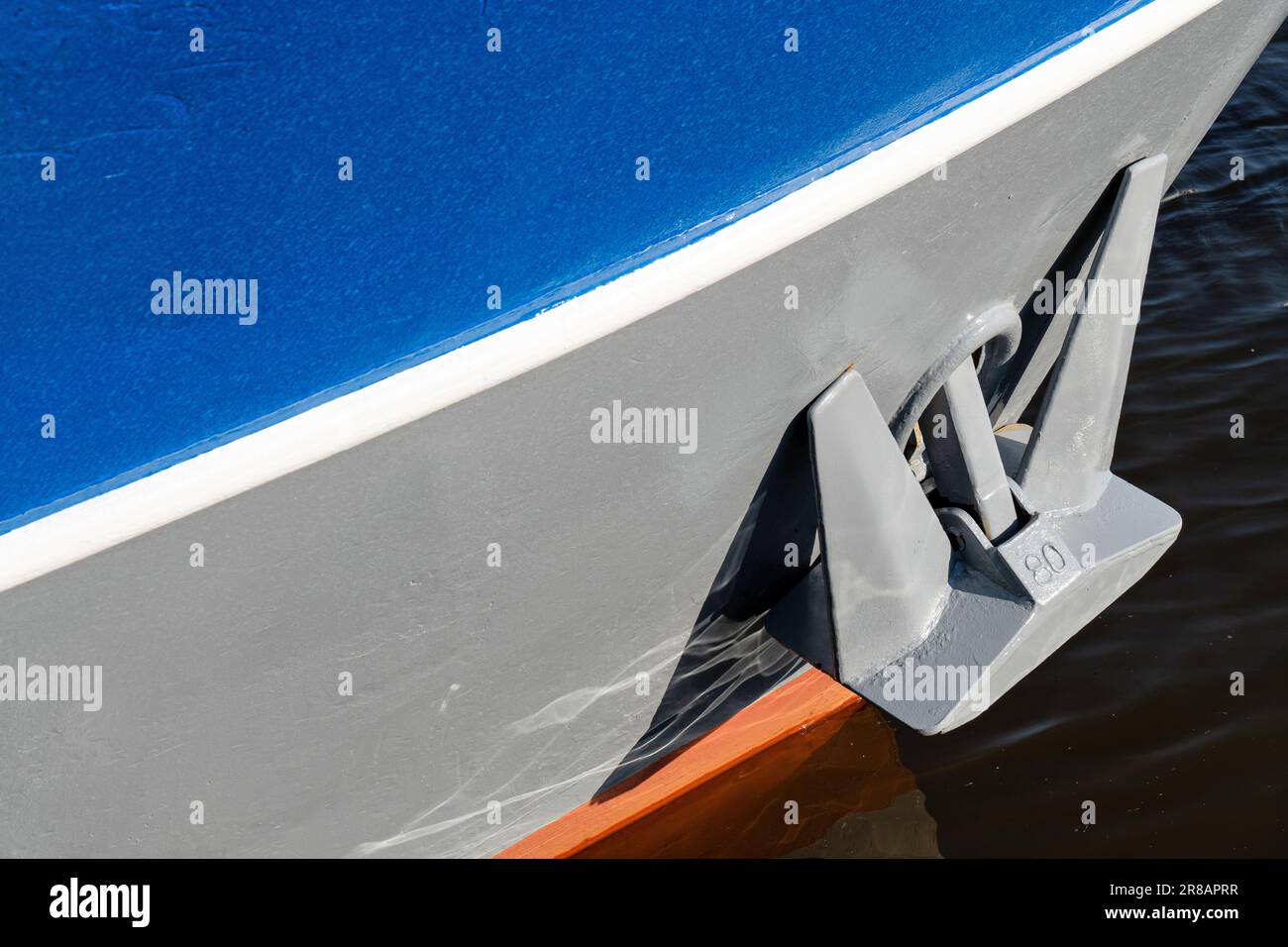 Dispositivo di ancoraggio di una nave da pesca Foto Stock