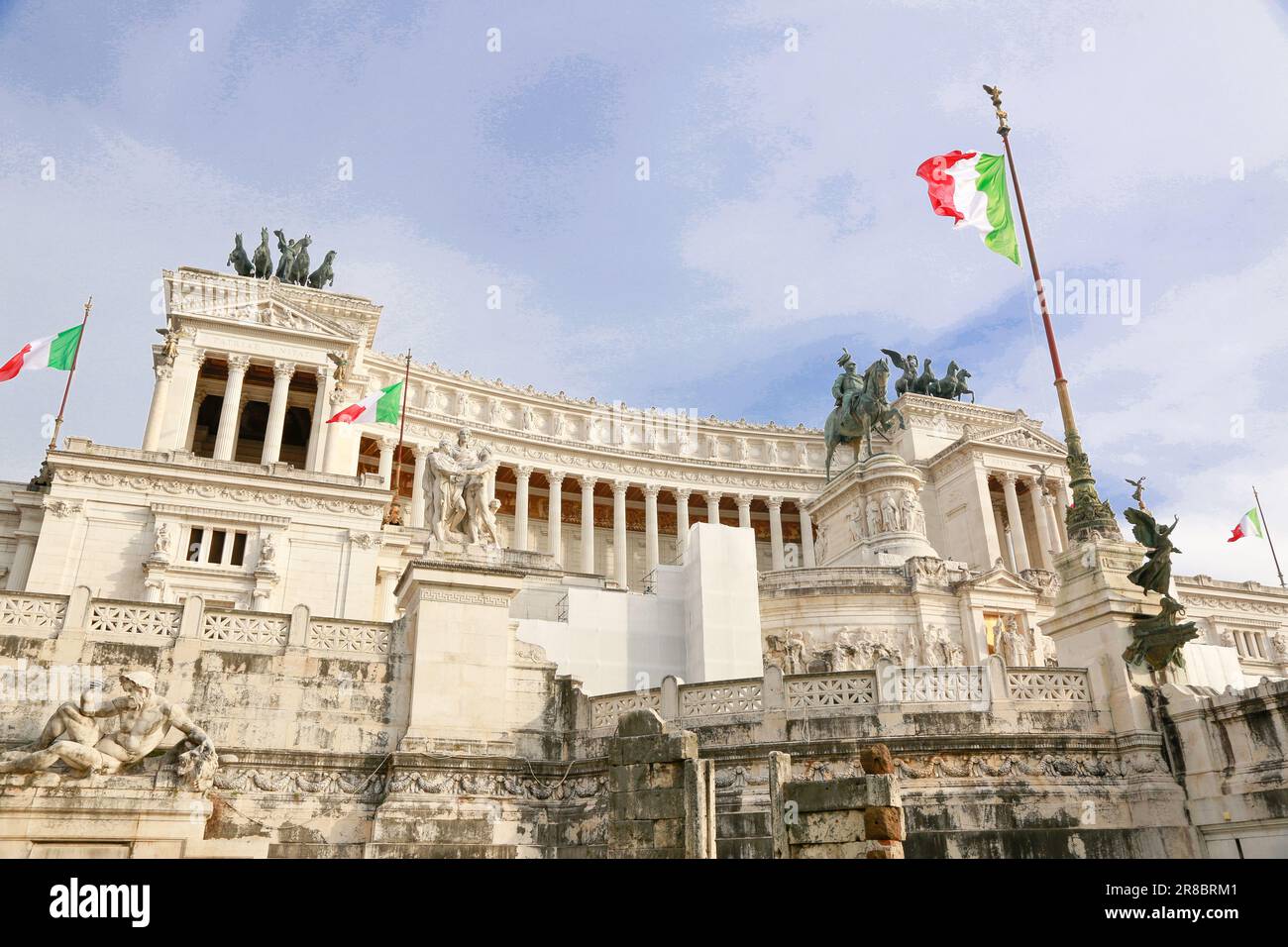 Palazzo Venezia in una giornata di sole, piazza venezia Roma, italia Foto Stock