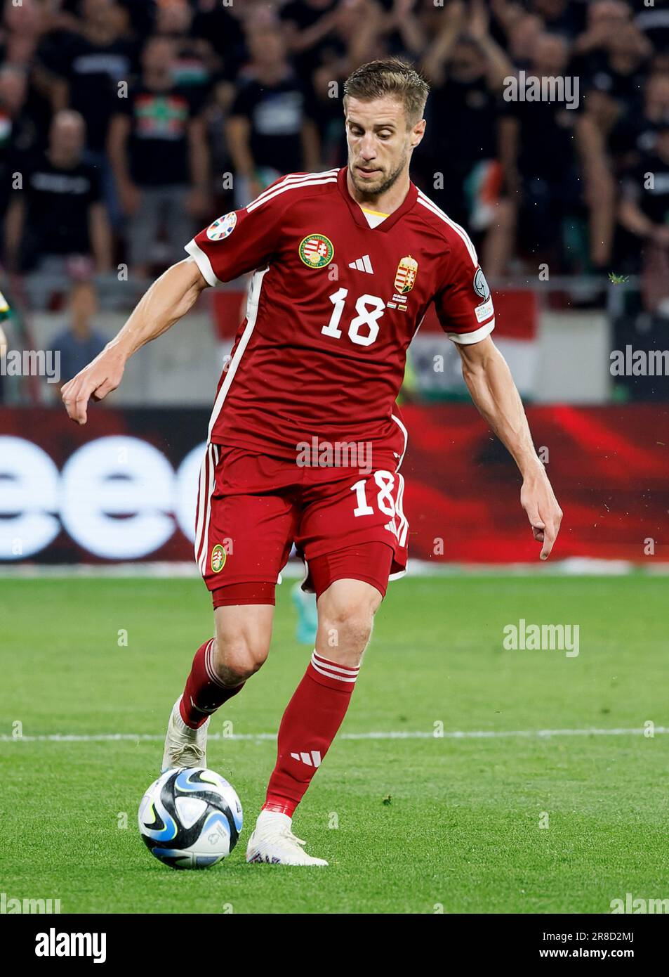 Budapest, Ungheria. 20th giugno, 2023. Barnabas Varga dell'Ungheria controlla la palla durante la partita di qualificazione UEFA EURO 2024 di gruppo G tra Ungheria e Lituania alla Puskas Arena il 20 giugno 2023 a Budapest, Ungheria. Credit: Laszlo Szirtesi/Alamy Live News Foto Stock