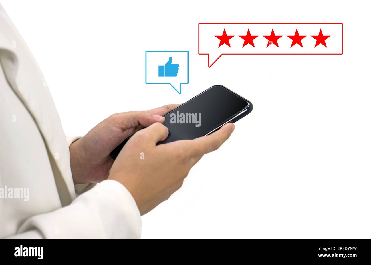 Chiudioup businesswoman mano a digitare sul telefono cellulare, mostrare i pollici e cinque stelle migliore valutazione feedback icona. Valutazione della soddisfazione del servizio clienti Foto Stock