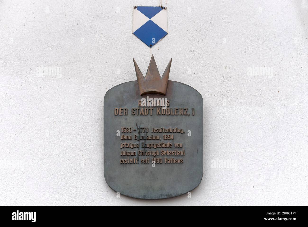 Scheda informativa presso l'ex edificio scolastico del Confluentinum, Coblenza, Renania-Palatinato, Germania Foto Stock