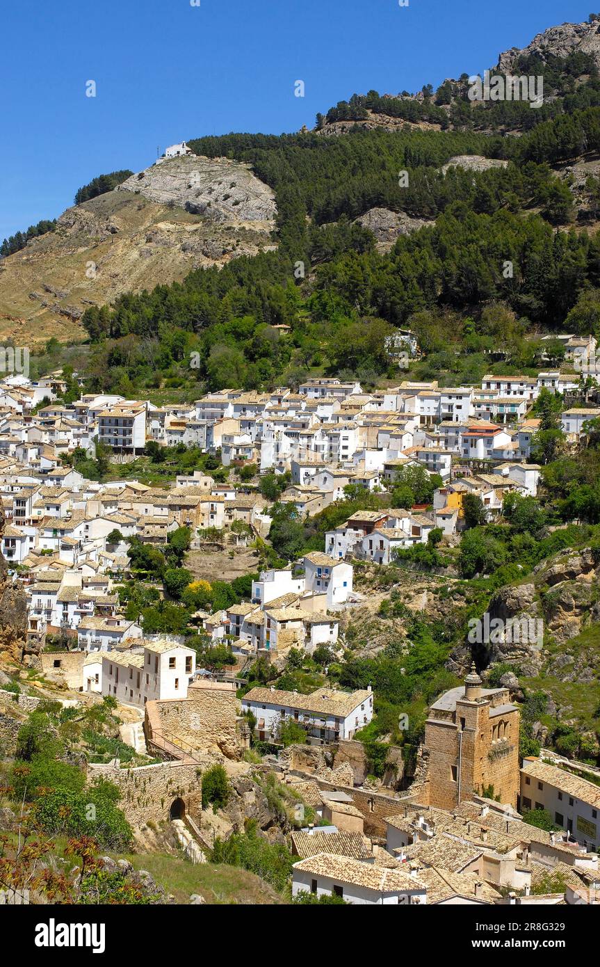 Villaggio di montagna di Cazorla, Sierra de Cazorla, Parco Nazionale di Segura y Las Villas, Jaen, Andalusia, Spagna Foto Stock