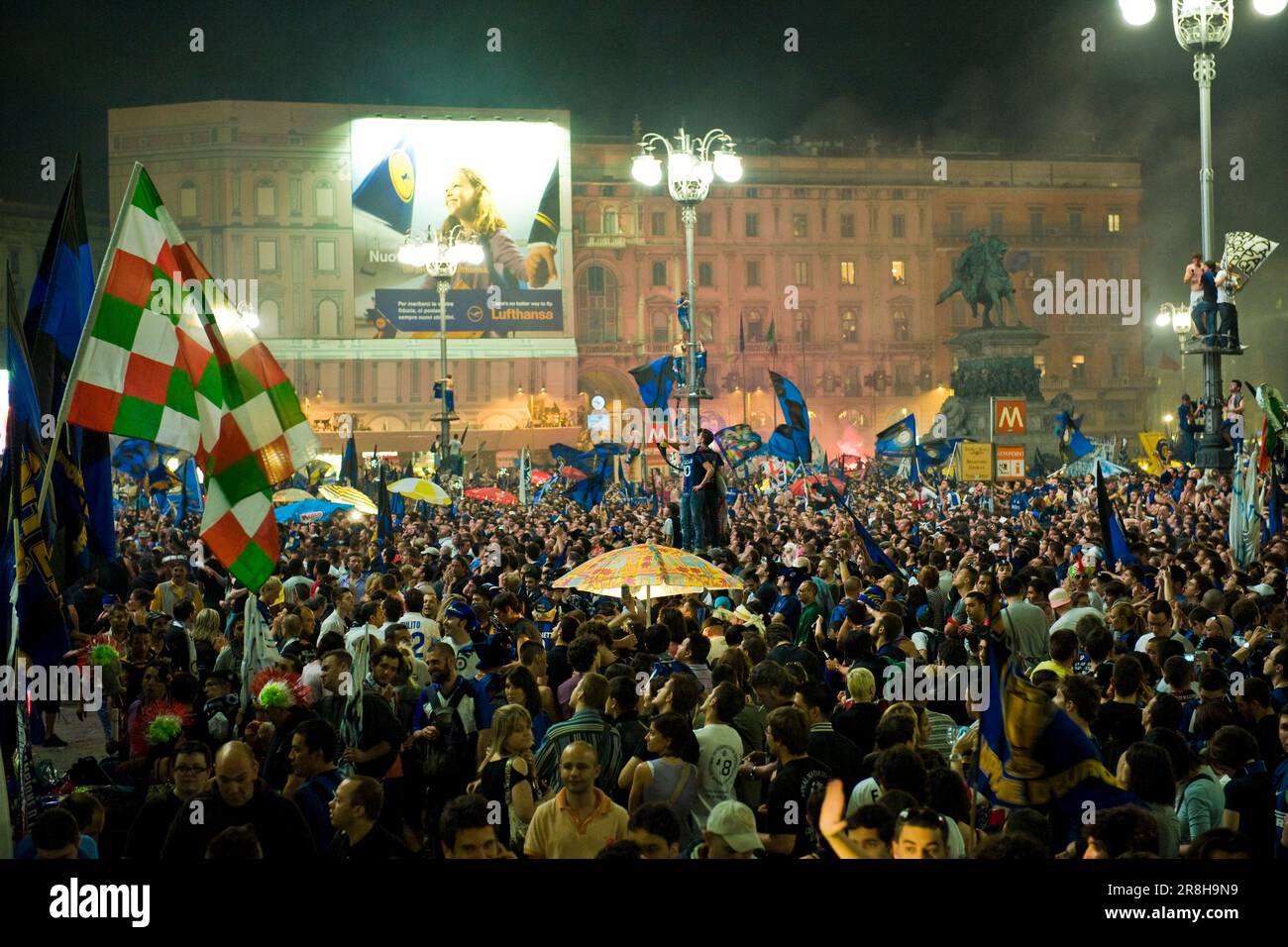 Finale di calcio Mach Champions League Inter-bayern Munchen. Piazza del Duomo. Milano. Italia Foto Stock