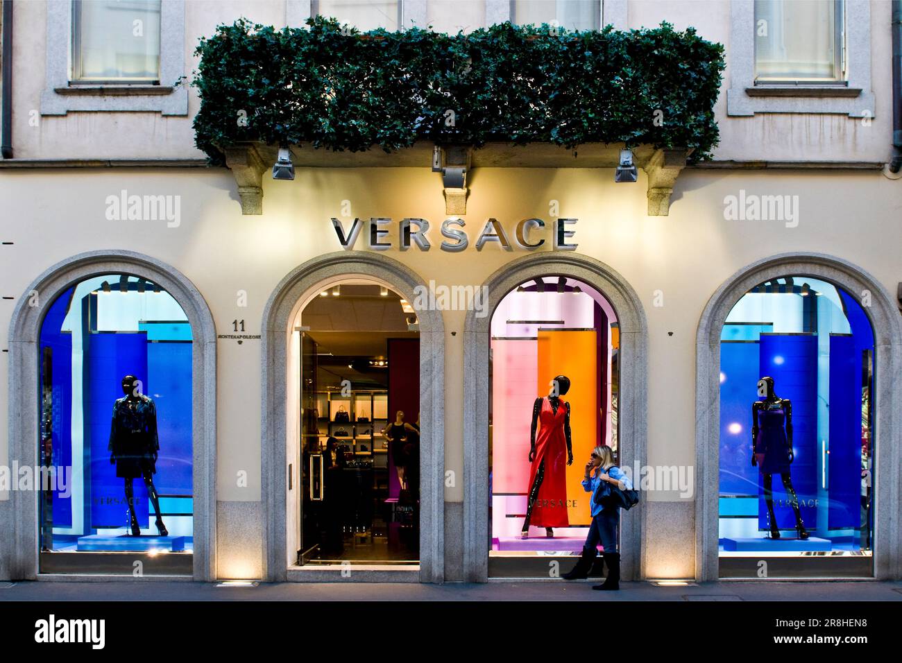 Versace. Via Monte Napoleone. Milano. Lombardia. Italia Foto Stock