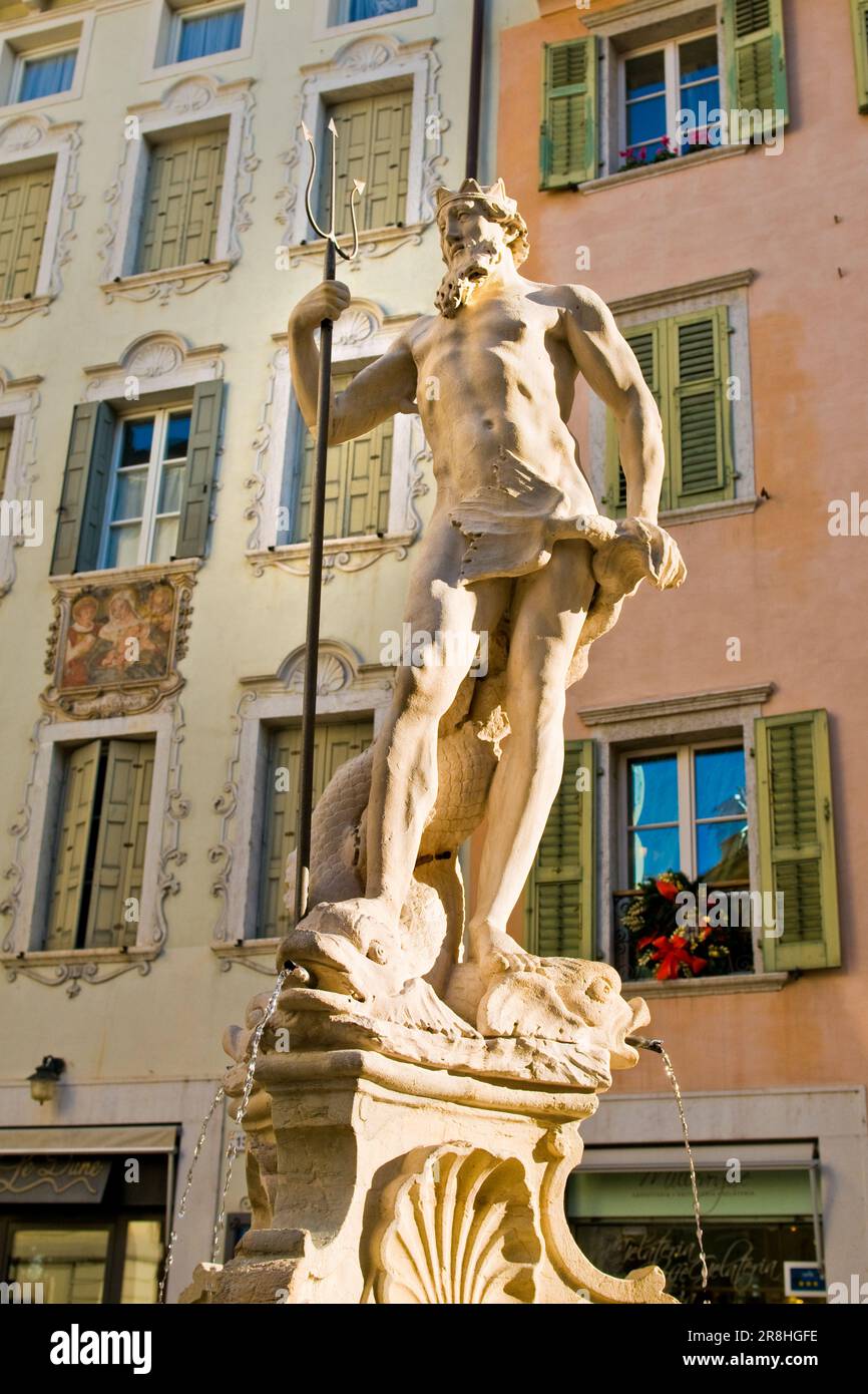 Fontana di Nettuno. Rovereto. Provincia di Trento. Italia Foto Stock