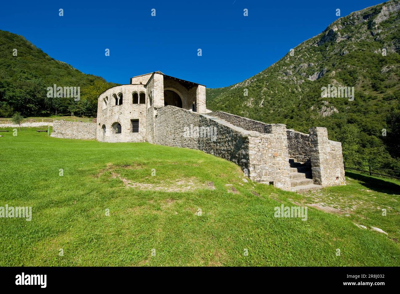 San Pietro al Monte. Civate Foto Stock