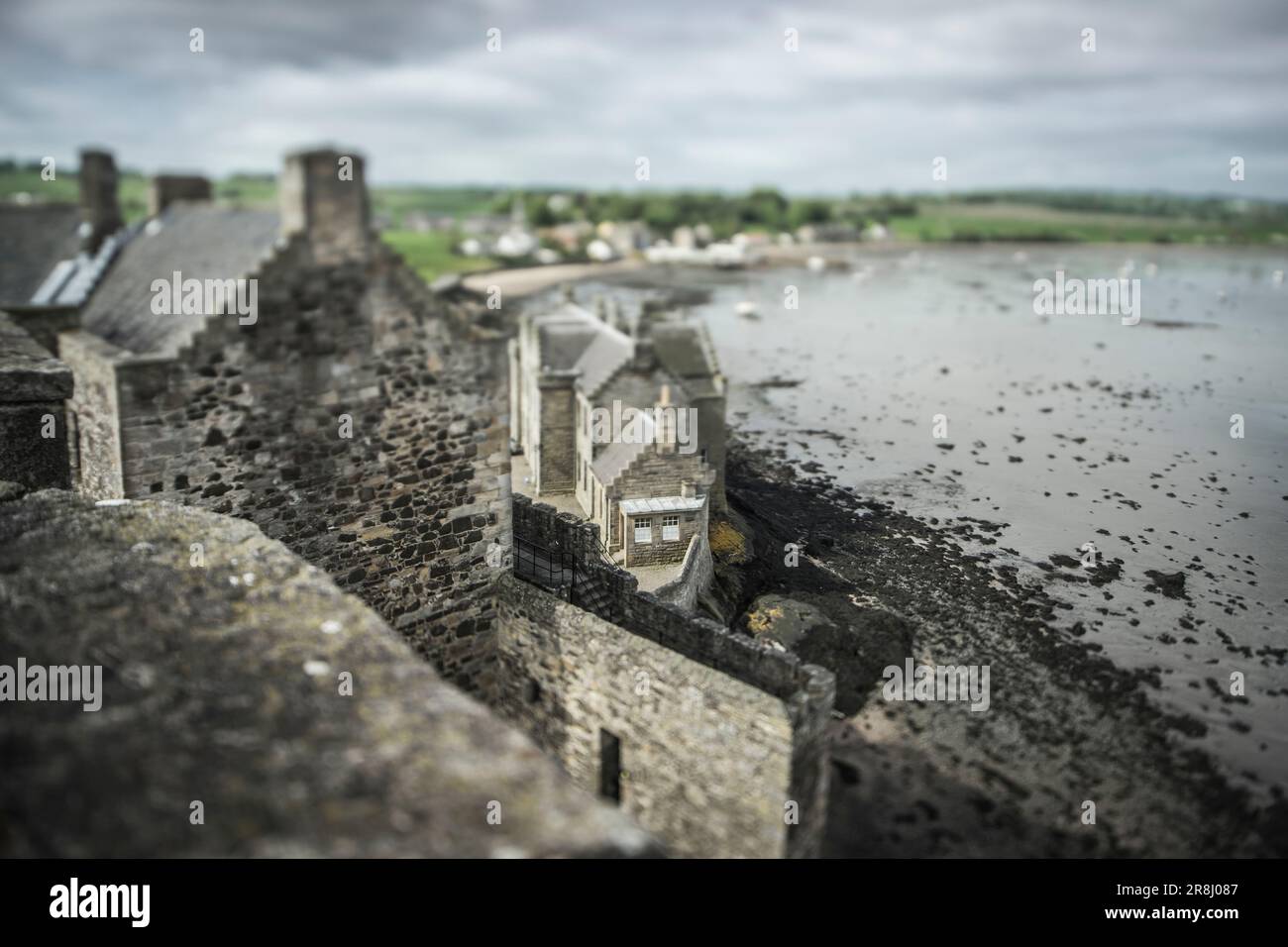 Il castello di Blackness sulla riva firth of Forth. Foto Stock