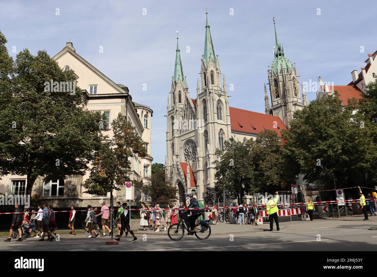 Monaco di Baviera, la capitale dello stato federale della Baviera. Dopo Berlino e Amburgo, è la terza città più popolosa della Germania ed è conosciuta come una di T... Foto Stock