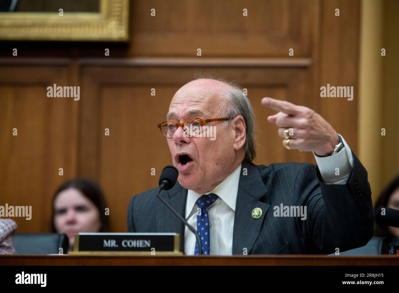 Washington, Stati Uniti d'America. 21st giugno, 2023. Il Rappresentante degli Stati Uniti Steve Cohen (democratico del Tennessee) ha posto domande sul Consiglio speciale John Durham durante un Comitato della Camera sull'audizione giudiziaria sul rapporto del Consiglio speciale John Durham nel Rayburn House Office Building a Washington, DC, mercoledì 21 giugno 2023. Credit: Rod Lammey/CNP/Sipa USA Credit: Sipa USA/Alamy Live News Foto Stock