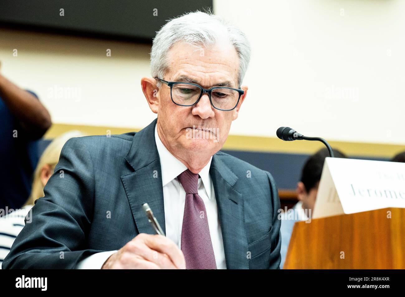 Washington, Stati Uniti. 21st giugno, 2023. Jerome Powell, Presidente del Consiglio dei governatori del Federal Reserve System, intervenendo in un'audizione del House Financial Services Committee al Campidoglio degli Stati Uniti. Credit: SOPA Images Limited/Alamy Live News Foto Stock