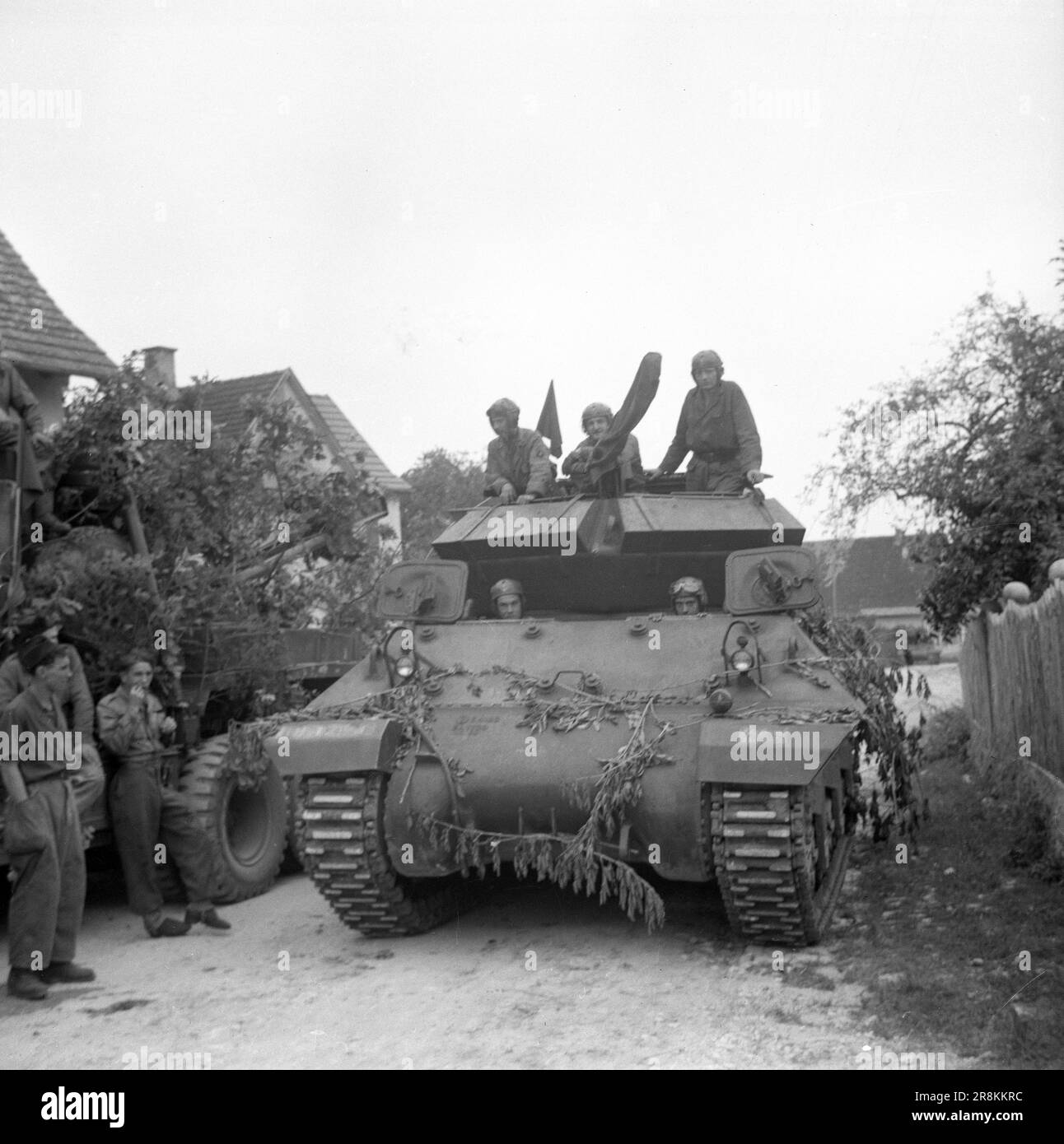 M10 Wolverine - Französisches Heer / forze terrestri francesi (Esercito) / Armée de terre / Troupes Coloniales / Troupes de Marine - Panzerjäger M10 / US Tank Destroyer M10 Wolverine / Chasseur de Chars M10 Wolverine Foto Stock
