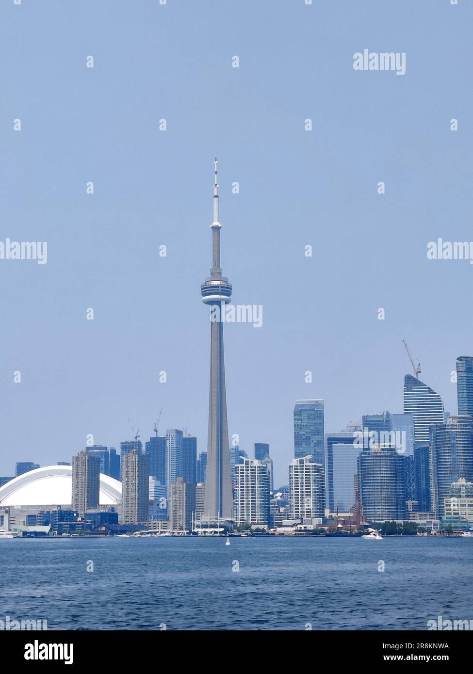 Lago Ontario/C N Tower/skyline di Toronto/crociera in barca Foto Stock