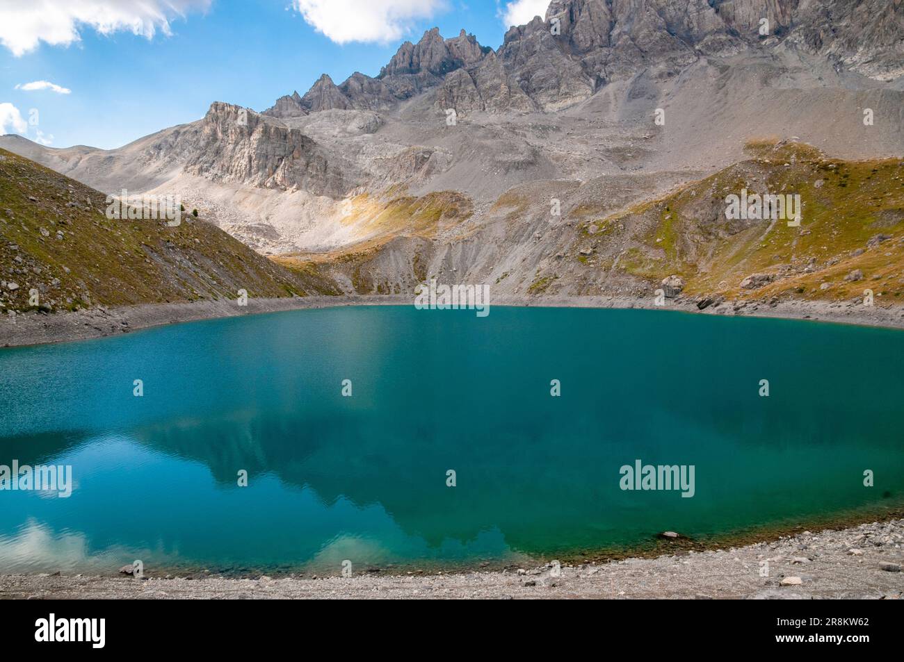 Lago di Sainte-Anne (2415 m), Parco naturale regionale di Queyras, Ceillac, Hautes-Alpes (05), regione Provenza-Alpi-Costa Azzurra, Francia Foto Stock