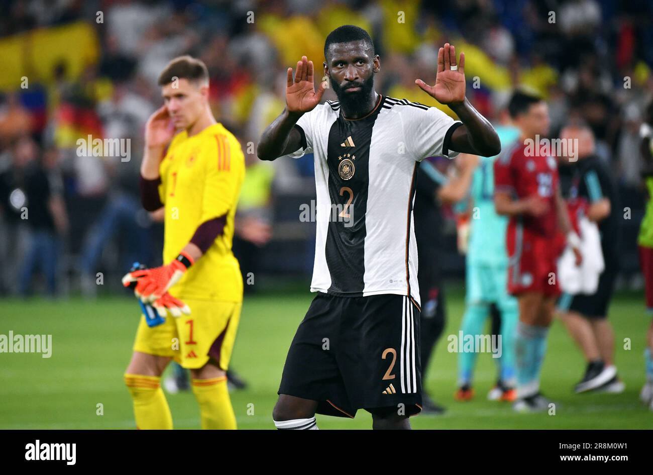 Partita amichevole internazionale, Veltins Arena Gelsenkirchen: Germania contro Colombia; Antonio Rüdiger (GER) e Marc Andre ter Stegen (GER) delusi dopo la partita Foto Stock