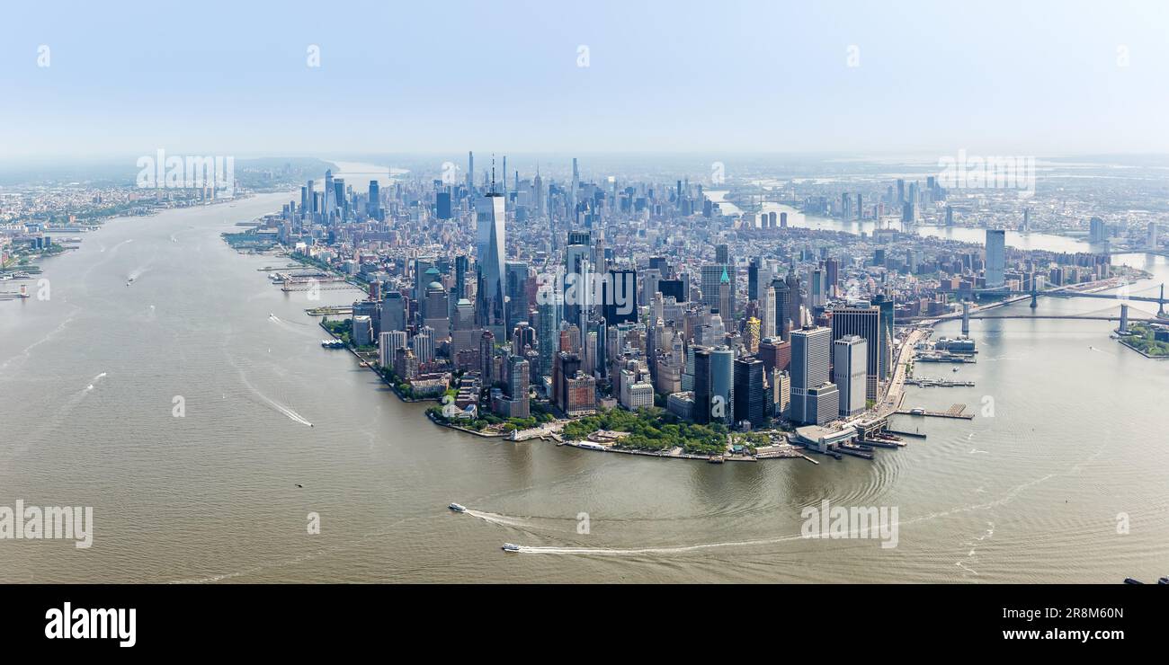 Foto aerea dello skyline di New York City di Manhattan con il panorama dei grattacieli del World Trade Center negli Stati Uniti Foto Stock