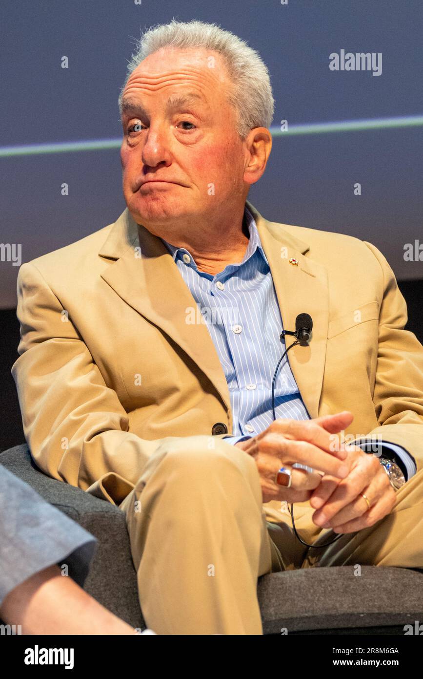 Cannes, Francia - Giugno 21 2023: Lorne Michaels (Executive Producer Saturday Night Live) ha partecipato sul palco durante la Shaping Culture per 50 anni: Dietro le quinte di Saturday Night Live - sessione NBCUniversal al Cannes Lions 2023 © ifnm press Foto Stock