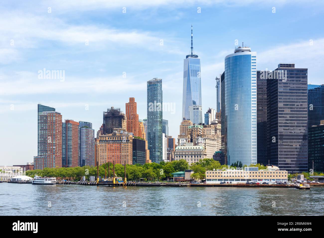 New York City skyline di Manhattan con il grattacielo del World Trade Center che viaggia negli Stati Uniti Foto Stock