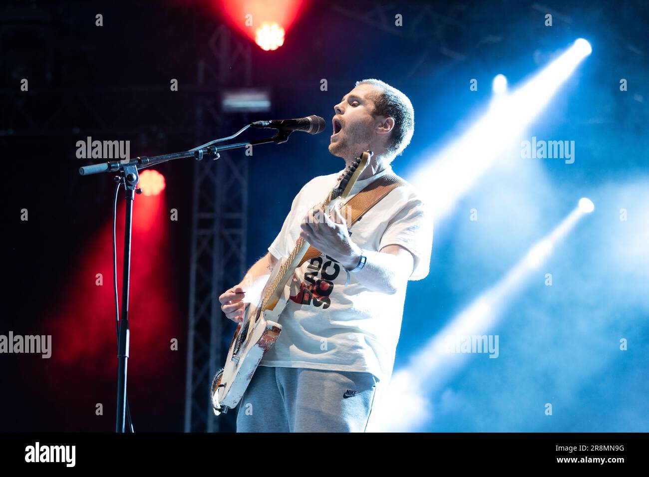 Oslo, Norvegia. 21st giugno, 2023. La rock band americana Dead Poet Society si esibisce in un concerto dal vivo durante il festival musicale norvegese Tons of Rock 2023 di Oslo. Qui il cantante e musicista Jack Underkofler è visto dal vivo sul palco. (Photo Credit: Gonzales Photo/Alamy Live News Foto Stock