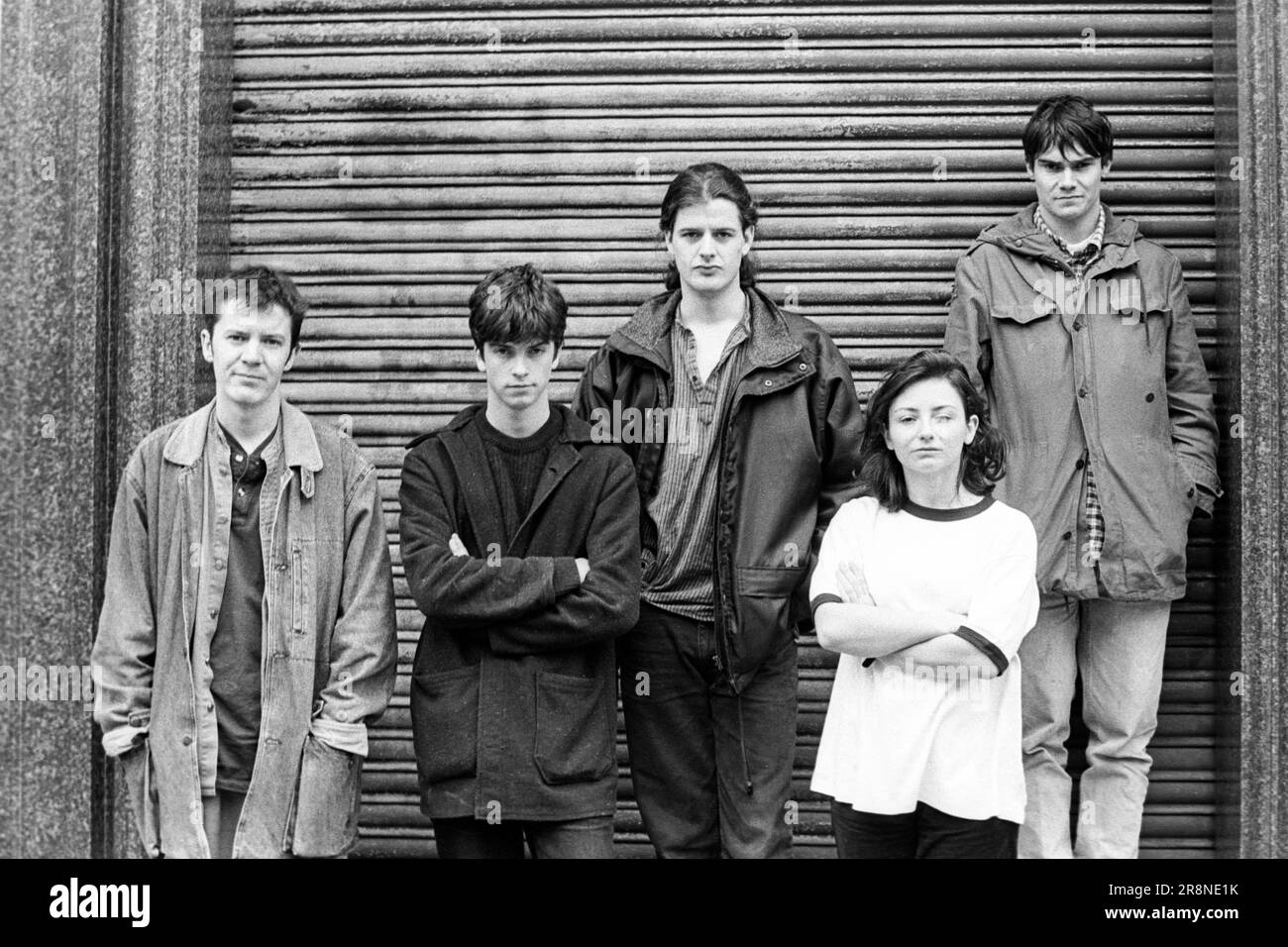 GORKY'S ZYGOTIC MYNCI, YOUNG BAND PORTRAIT, 1997: Gorky's Zygotic Mynci Original lineup full band durante un mini-festival di St David's Day al Coal Exchange a Cardiff Bay, Galles, Regno Unito, il 1° marzo 1997. Foto: Rob Watkins. INFO: Gorky's Zygotic Mynci, un gruppo psichedelico e indie rock gallese attivo dai primi anni '90 ai primi anni '2000, ha creato un suono stravagante ed eclettico. Album come "Barafundle" hanno mostrato il loro approccio multilingue influenzato dal folk, rendendoli influenti nelle scene alternative e indie. Foto Stock