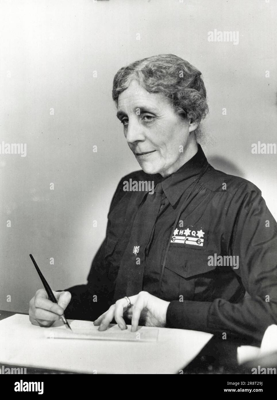 Signora Mosley madre del leader, Sir Oswald Mosley, prende un ruolo di primo piano nella parte amministrativa. Giugno 14, 1938 Foto Stock