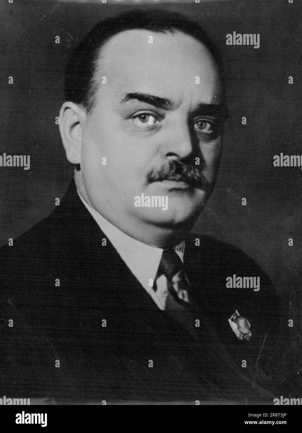 Nikolai Mikhailovich Shvernik - Presidente del Soviet Supremo dell'URSS. Negli ultimi quattro anni, quasi un terzo della popolazione di Mosca si è trasferito in nuovi appartamenti. Questo è stato dichiarato da un membro del Presidium, Nikolai Shuernik, citato dalla radio di Mosca. 30 settembre 1949. (Photo by camera Press). Foto Stock