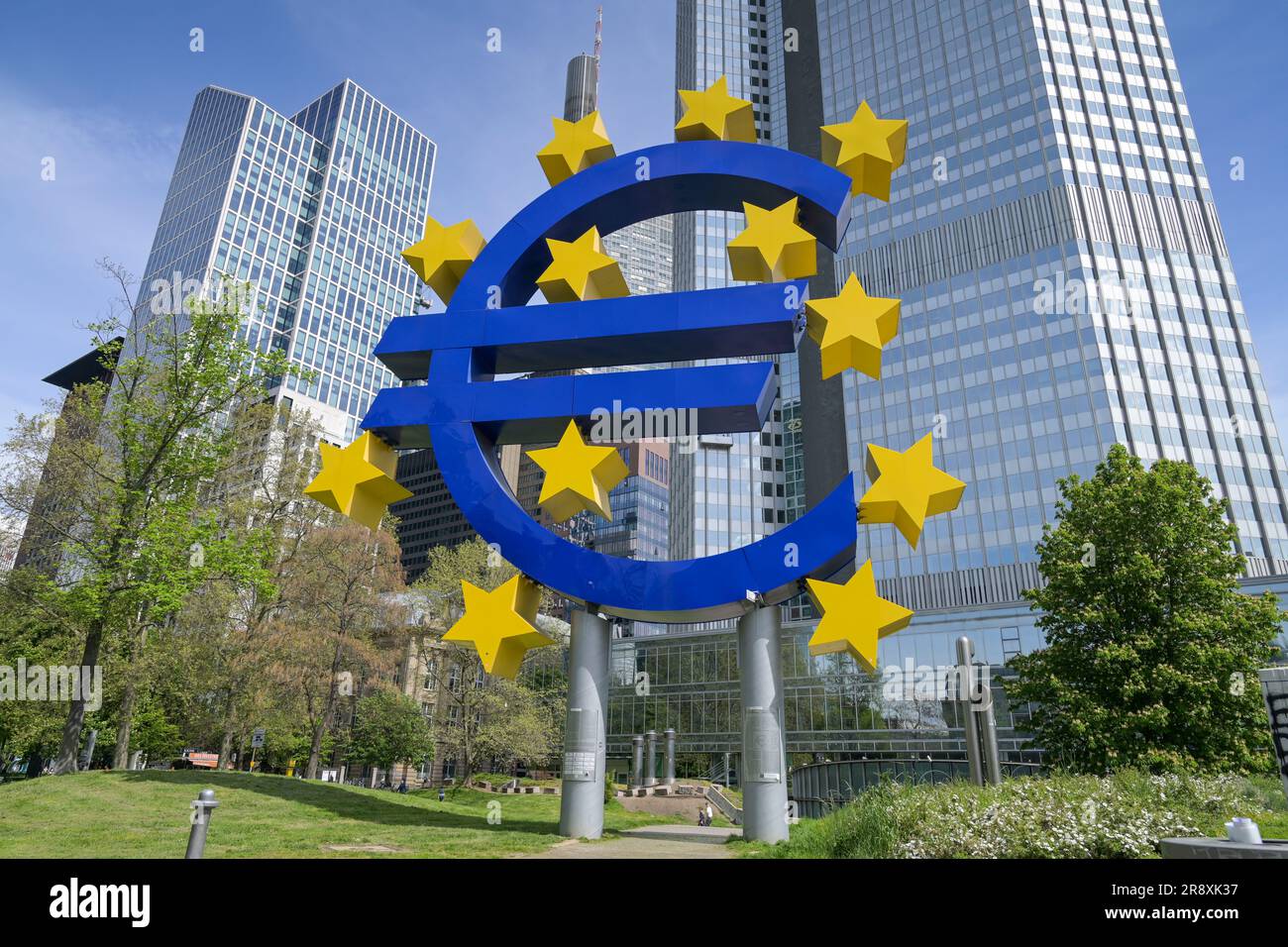 Logo Euro, Eurotower, EZB, Kaiserstraße, Francoforte sul meno, Hessen, Germania Foto Stock