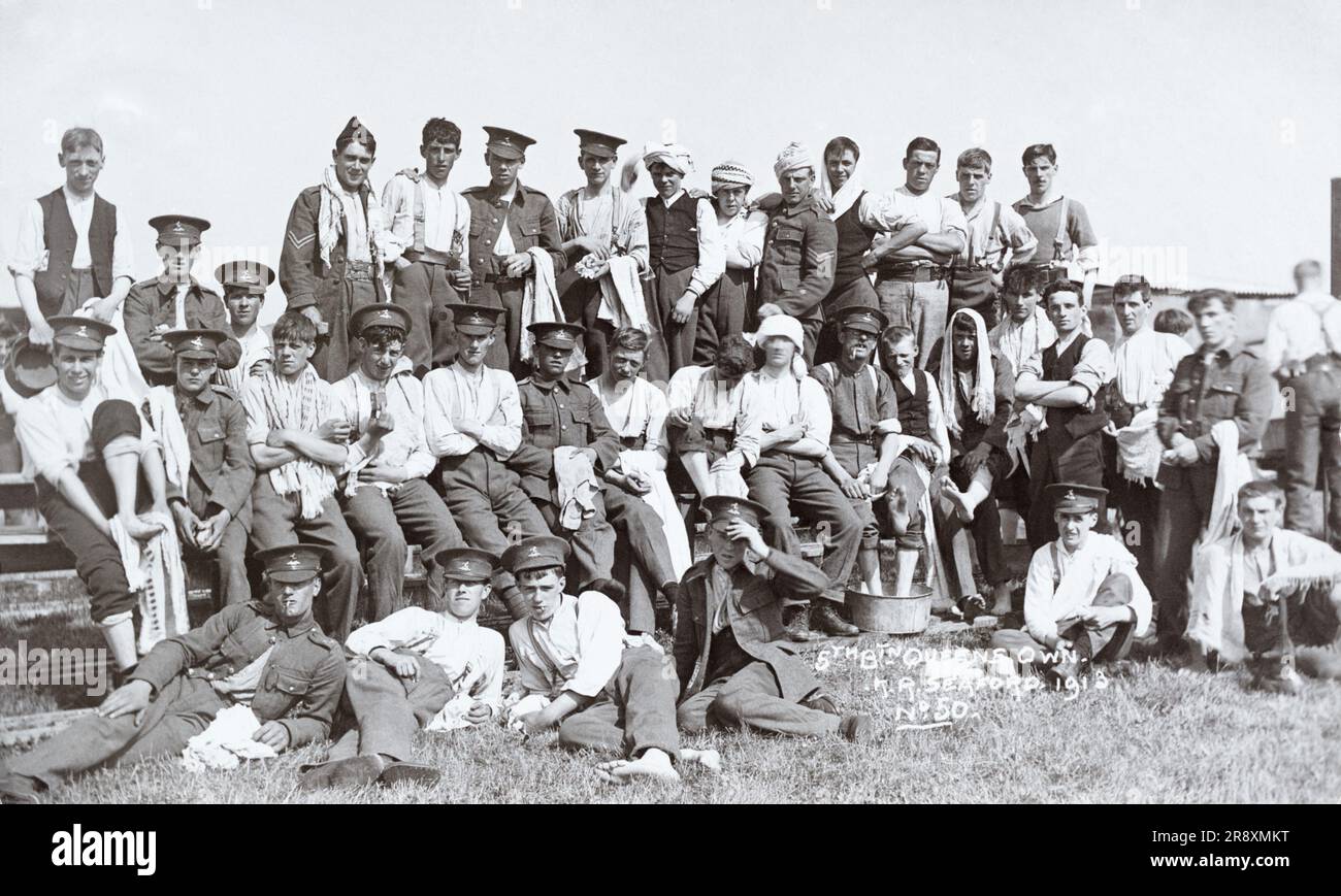 Uomini del 5th Battalion (Territorial) Queen's Own Royal West Kent Regiment a Seaford, Sussex, nel 1913. Foto Stock