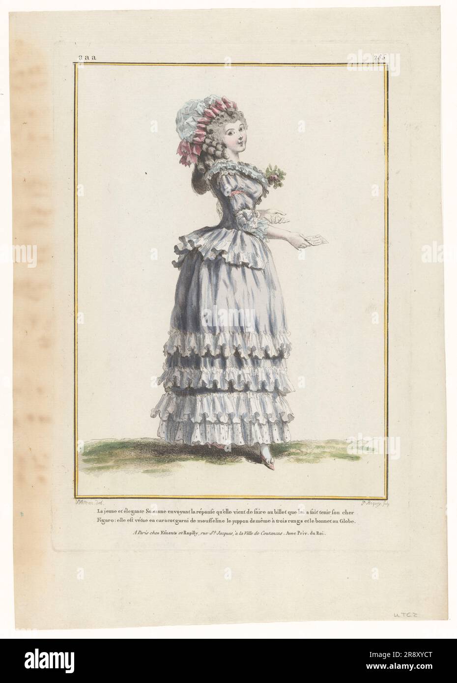 Gallery of French Fashions and Costumes, 1785, aaa. 285: La giovane ed elegante Suzanne (...), 1785. "La jeune et &#xe9;legante Suzanne en voyant la r&#xe9;ponse qu'elle vient de faire au billet que lui a fait tenir son cher Figaro: elle est vetue en caracot garni de mousseline le juppon de m&#xe8;me &#xe0; trois rangs et le bonnet au Globe". Inviando la risposta che ha appena scritto alla lettera del suo caro Figaro, indossa una camisole e una gonna rifinita con muslin, la gonna con tre strati di volant. Il suo cofano sferico si trova sulla parte superiore della sua elaborata acconciatura ricurva. Stampa da serie AAA. Foto Stock