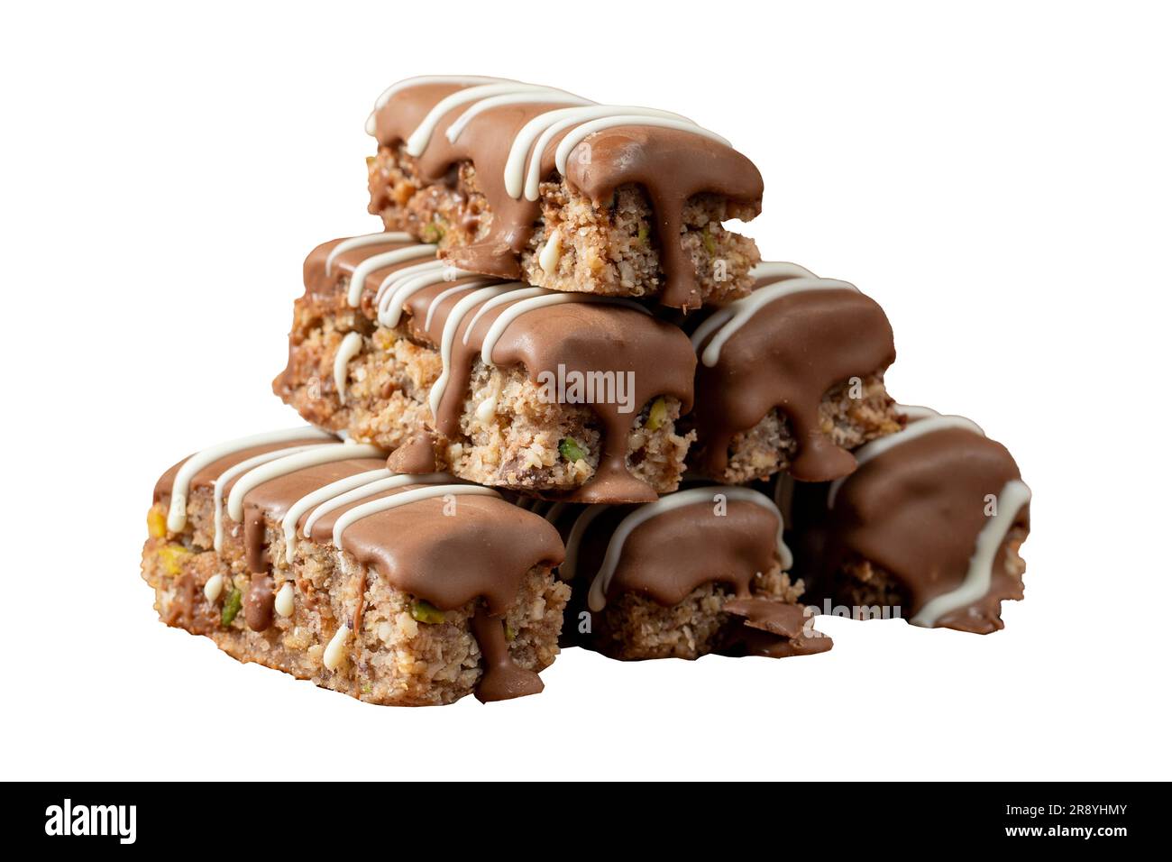 Biscotti ricoperti di cioccolato. Prodotti da forno. Biscotti al cioccolato isolati su fondo bianco. primo piano Foto Stock