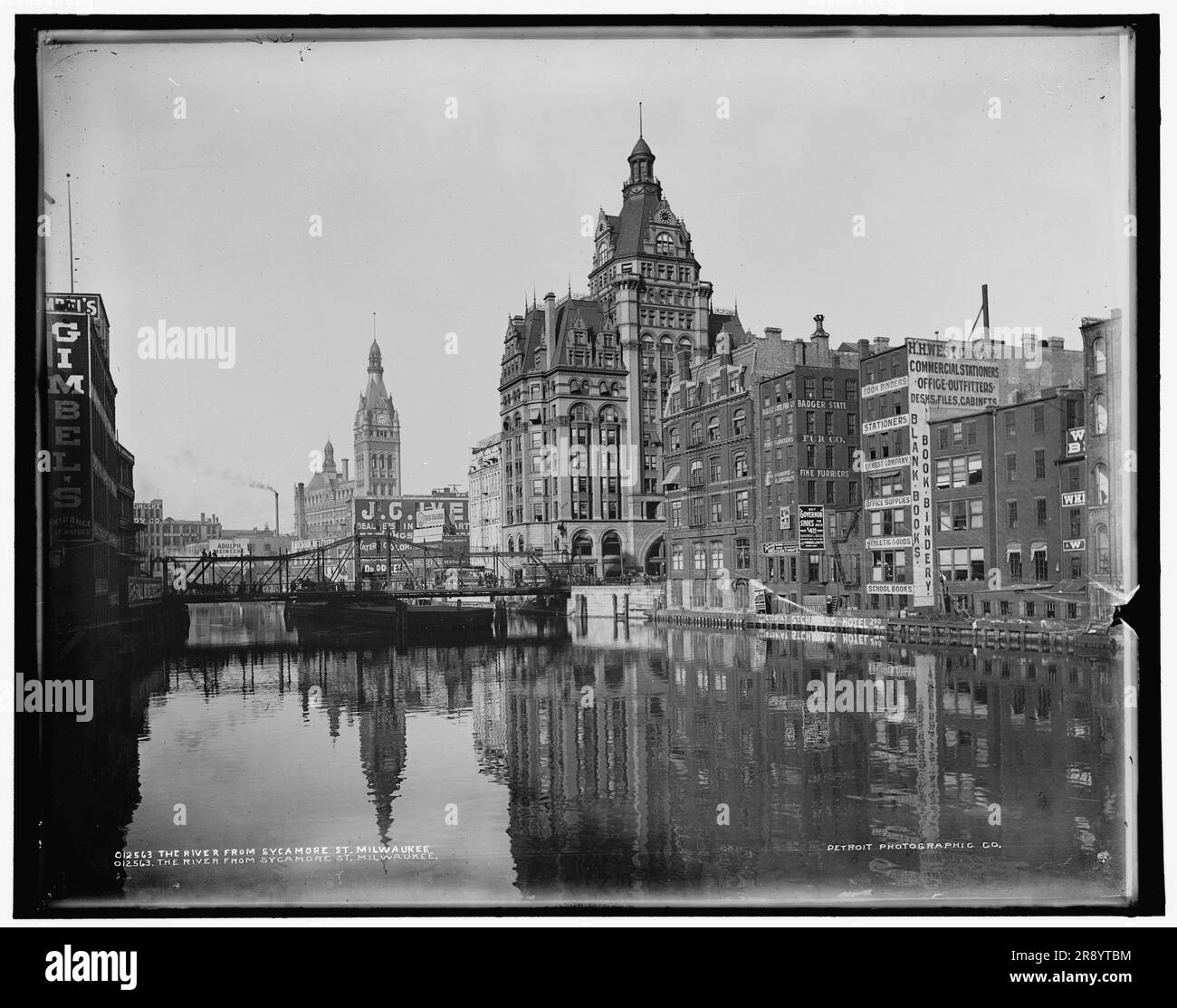 Il fiume da Sycamore St., Milwaukee, c1901. Foto Stock