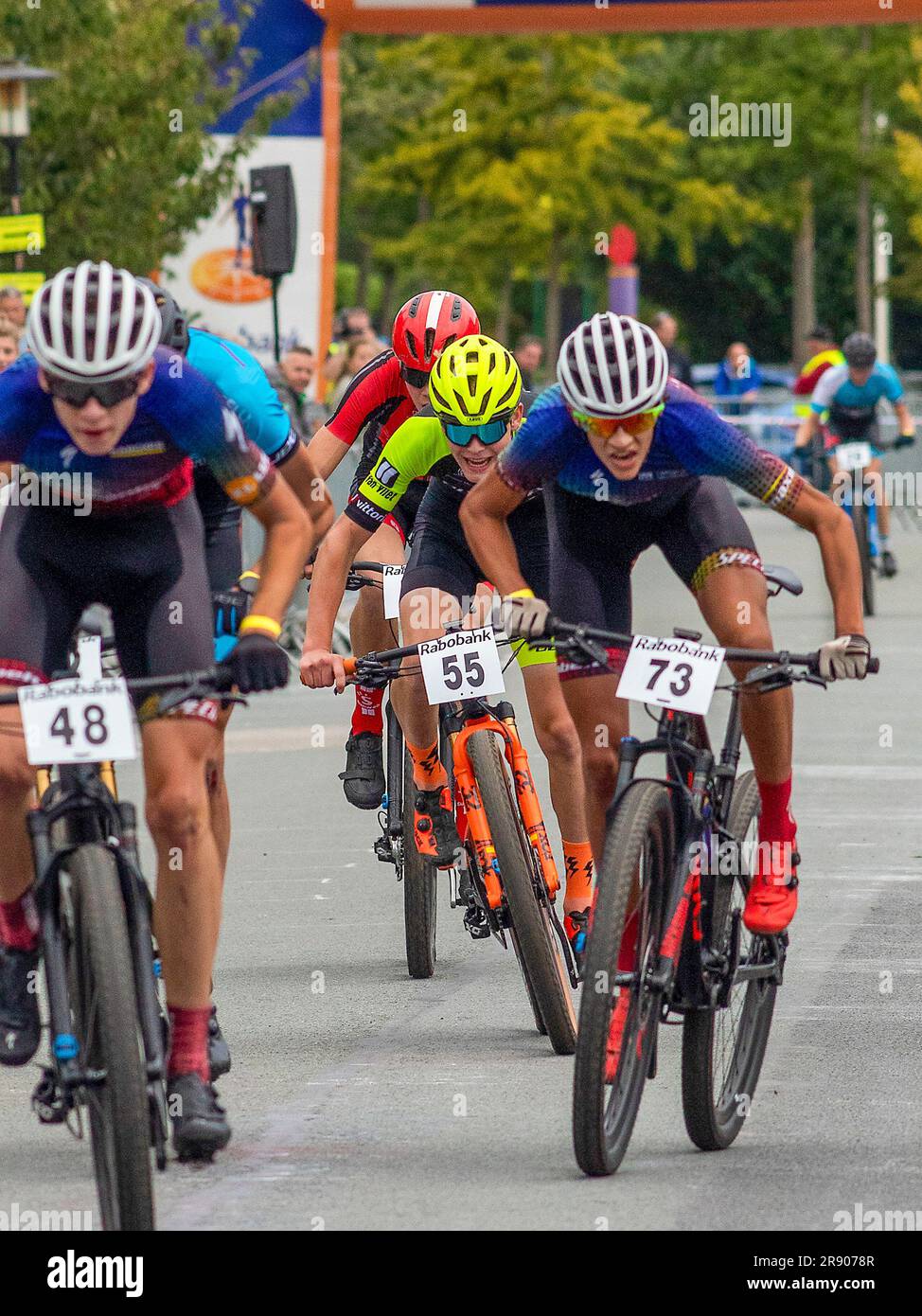 Olanda, una gara di mountain bike su un percorso appositamente costruito attraverso la città. Foto Stock