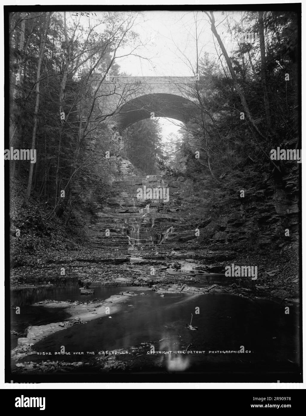Ponte sulla Cascadilla, c1900. Gorge a Itaca, nello stato di New York. Foto Stock