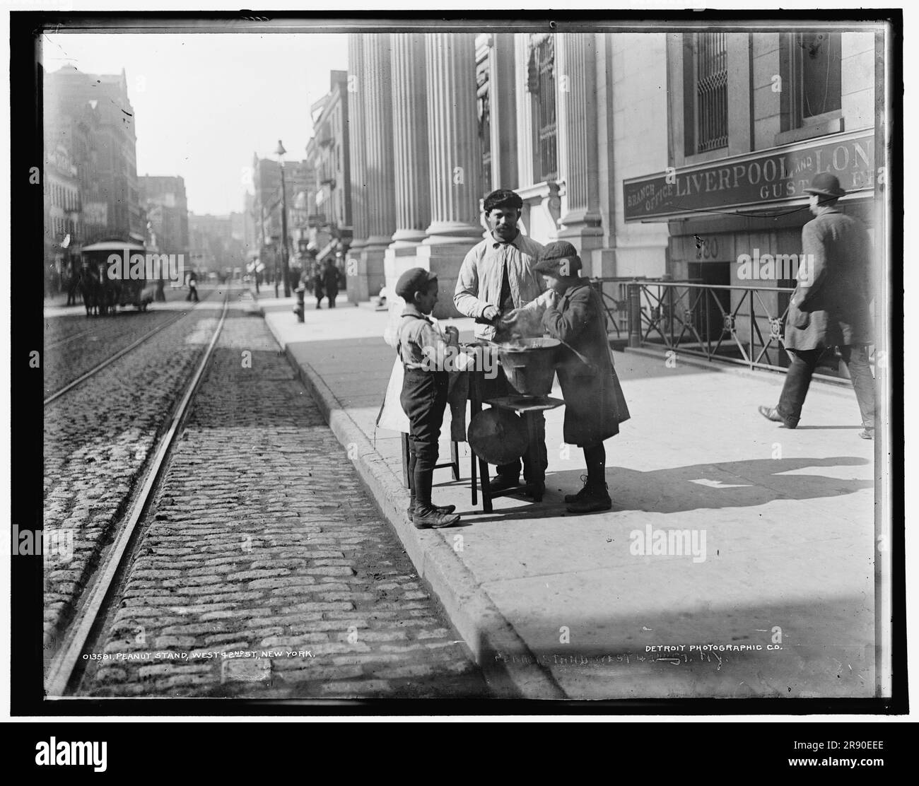 Peanut Stand, West 42nd Forty-Second St., New York, tra il 1900 e il 1906. Foto Stock