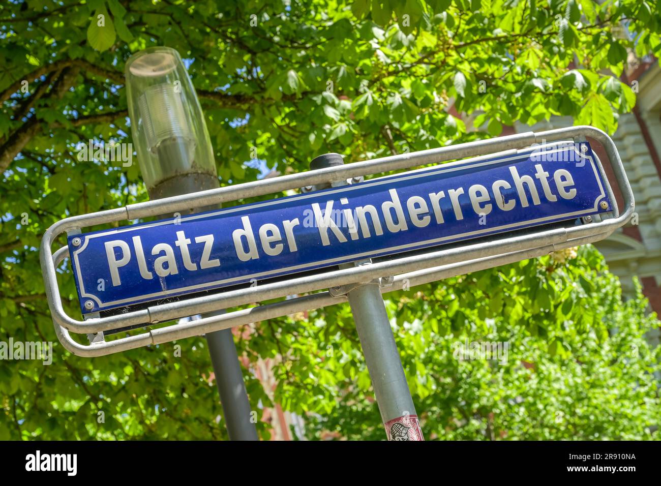 Straßenschild Platz der Kinderrechte, Wiesbaden, Assia, Deutschland Foto Stock