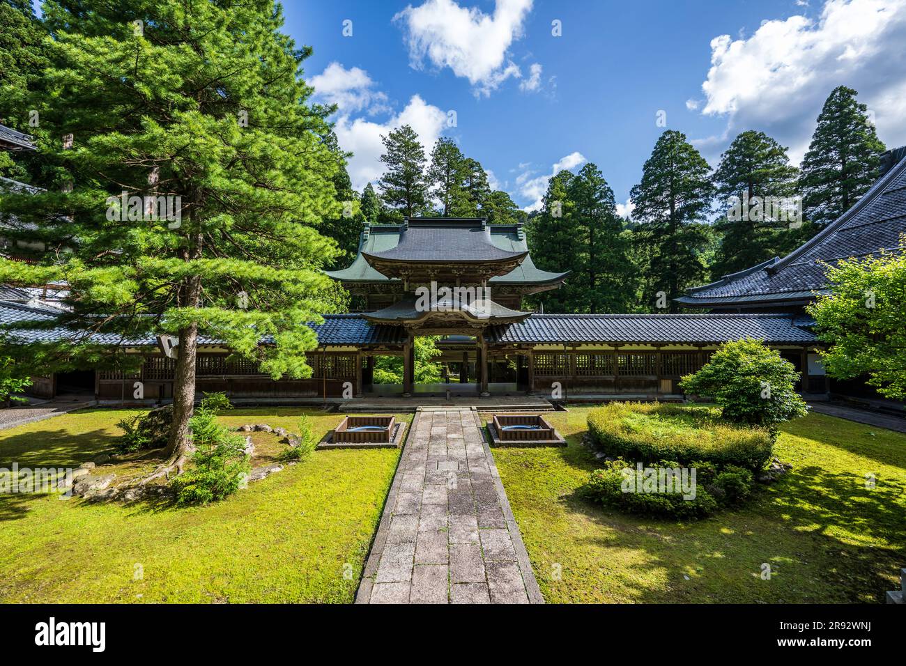 I magnificamente tranquilli terreni del Tempio Eihei-ji a Fukui, Giappone Foto Stock