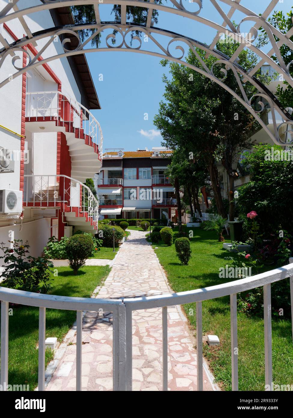 Proprietà nella città di Adalar sull'Isola di Büyükada, Isole Principesse, Mare di Marmara, vicino Istanbul, Turchia Foto Stock