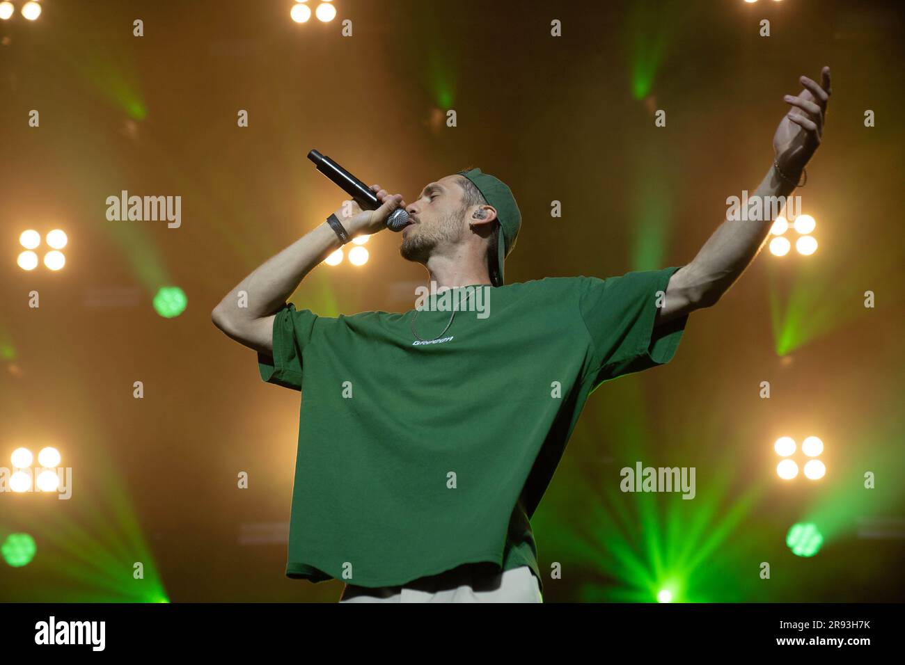 Vienna, Austria. 23 giugno 2023. Il rapper tedesco GReeeN sul palco principale del 40° „Donauinselfest "eseguendo le sue canzoni più note. ©Andreas Stroh Foto Stock