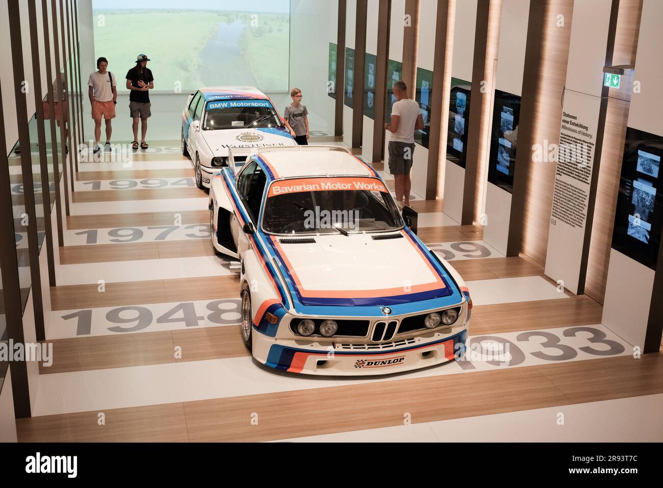 Monaco di Baviera, Germania - 22 giugno 2023: BMW M3 Racing Car in mostra al BMW Museum. Questo museo dell'automobile contiene la storia della BMW, situato vicino all'Olymp Foto Stock