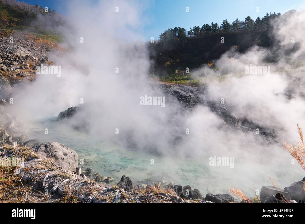 Autunno a Tamagawa Onsen Foto Stock