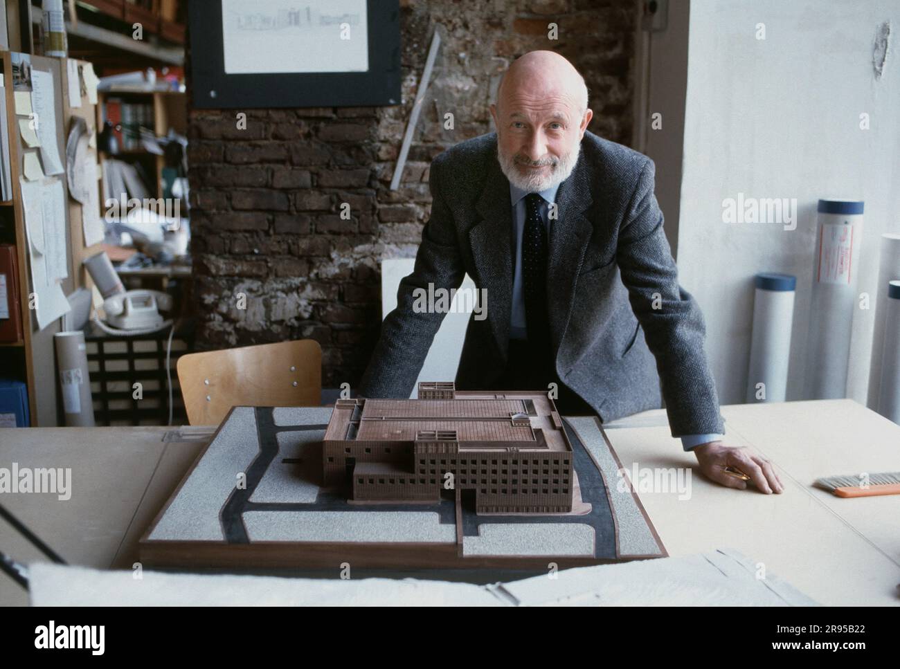 - L'architetto Vittorio Gregotti - l'architetto Vittorio Gregotti Foto Stock