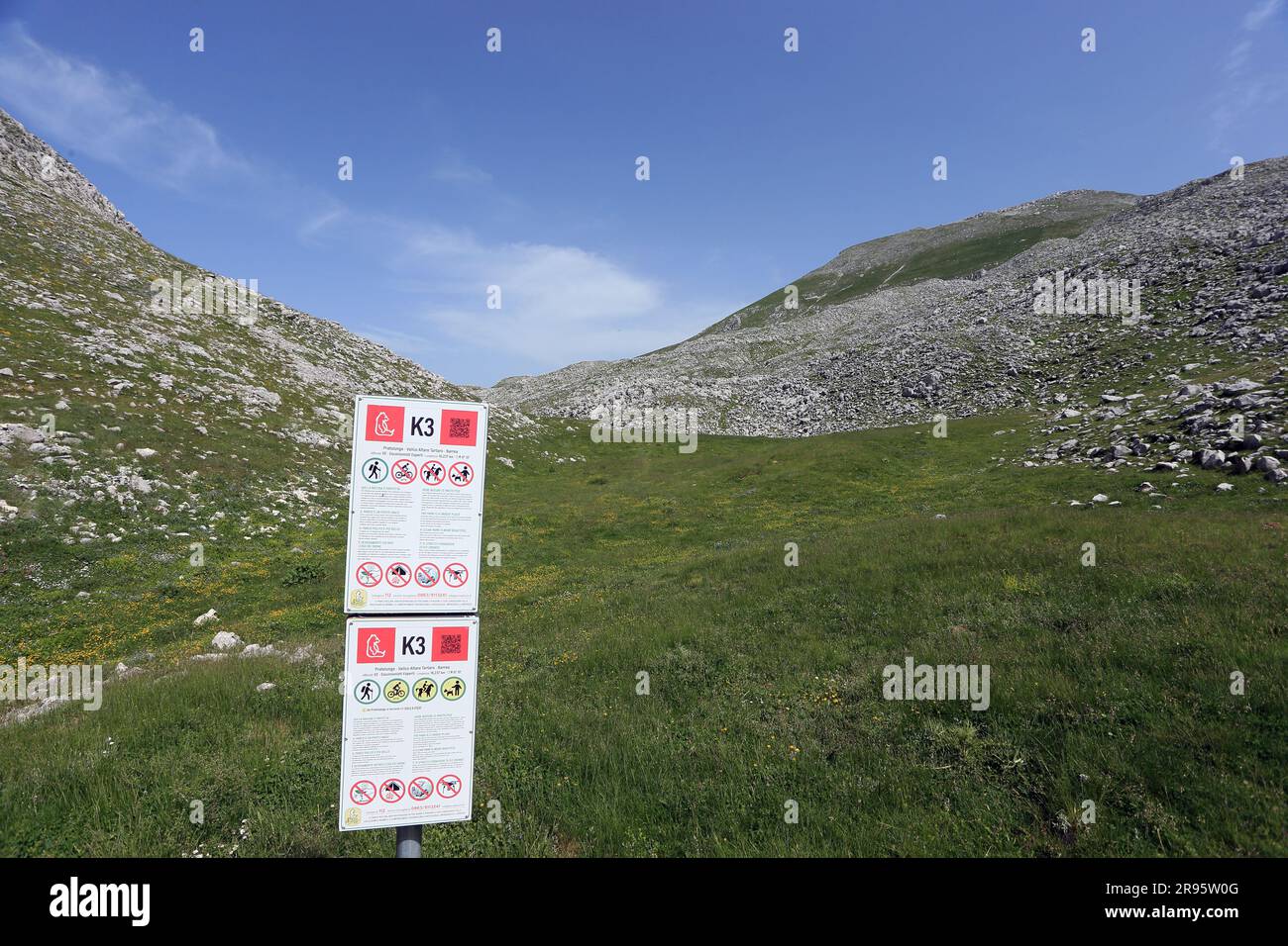 Monte Meta e passo dei Monaci nel Parco Nazionale d'Abruzzo Lazio e Molise, Parco Abruzzo, Molise Foto Stock