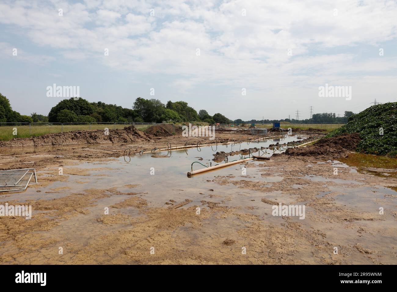 Chertsey Meads HA CANTATO, esso Southampton to London Pipeline Project, River Thames, Surrey, Inghilterra, Regno Unito Foto Stock