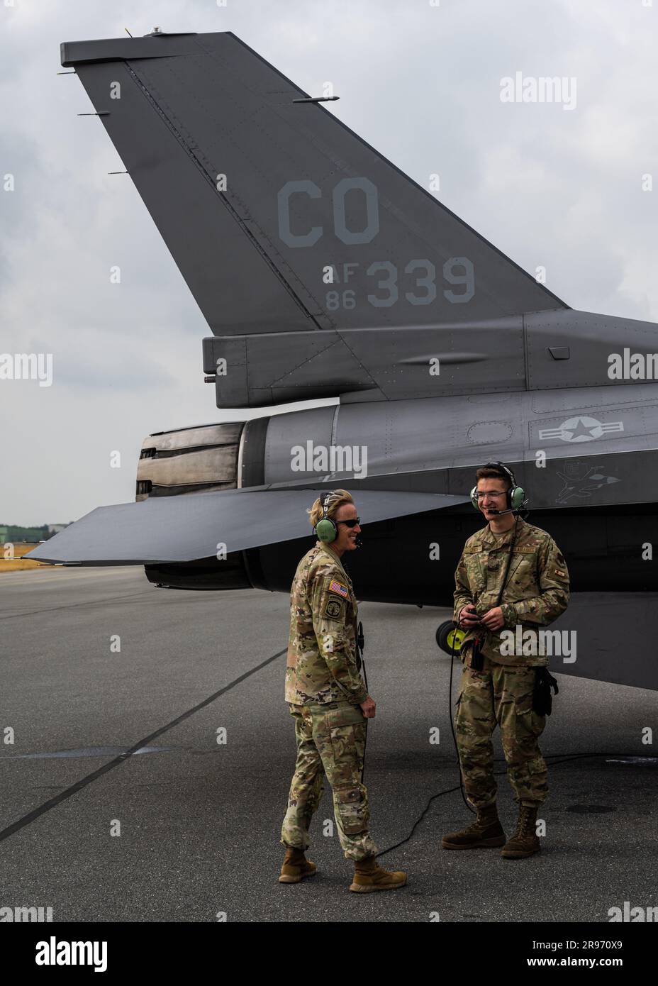 Exercise Air Defender integra sia gli Stati Uniti che le forze aeree alleate per difendere i valori condivisi, sfruttando e rafforzando le partnership vitali per scoraggiare l'aggressione in tutto il mondo. (Foto di Master Sgt. Amanda C. Geiger) Foto Stock