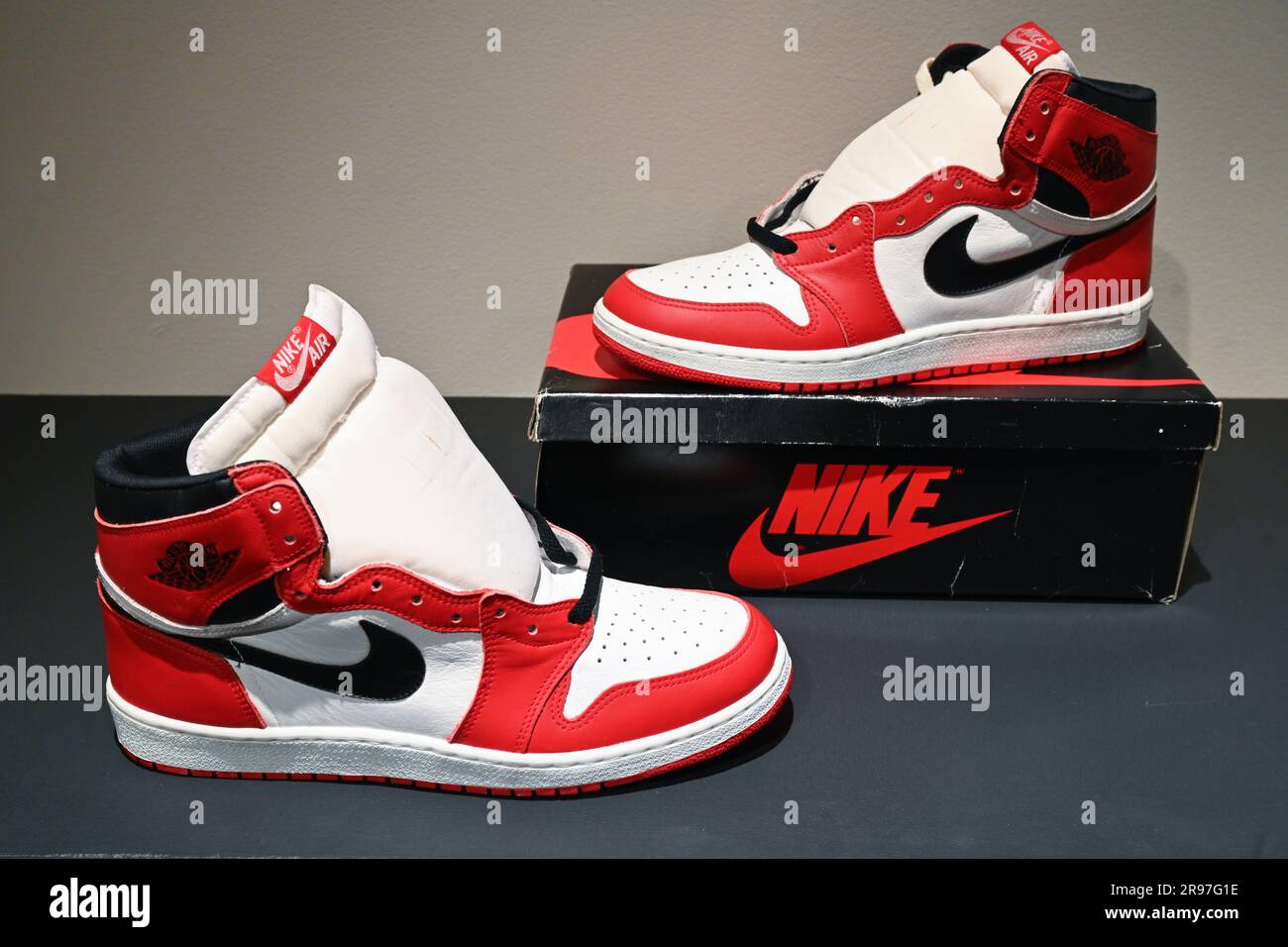 Air jordan 1985 sale