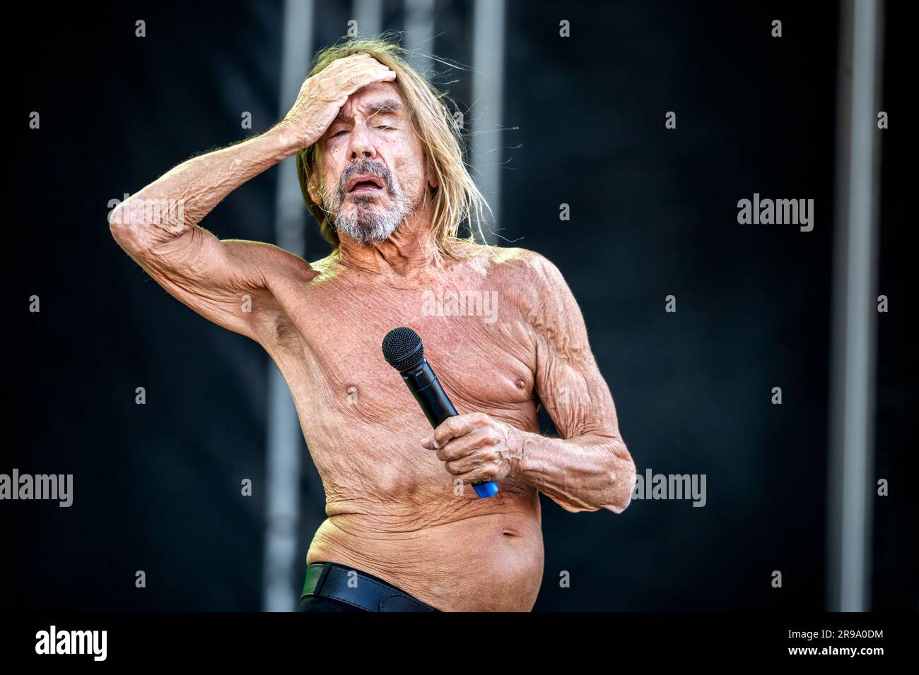 Oslo, Norvegia. 24 giugno 2023. Il cantante, musicista e leggenda del rock americano Iggy Pop esegue un concerto dal vivo durante il festival musicale norvegese Tons of Rock 2023 a Oslo. (Foto: Gonzales Photo/Alamy Live News Foto Stock