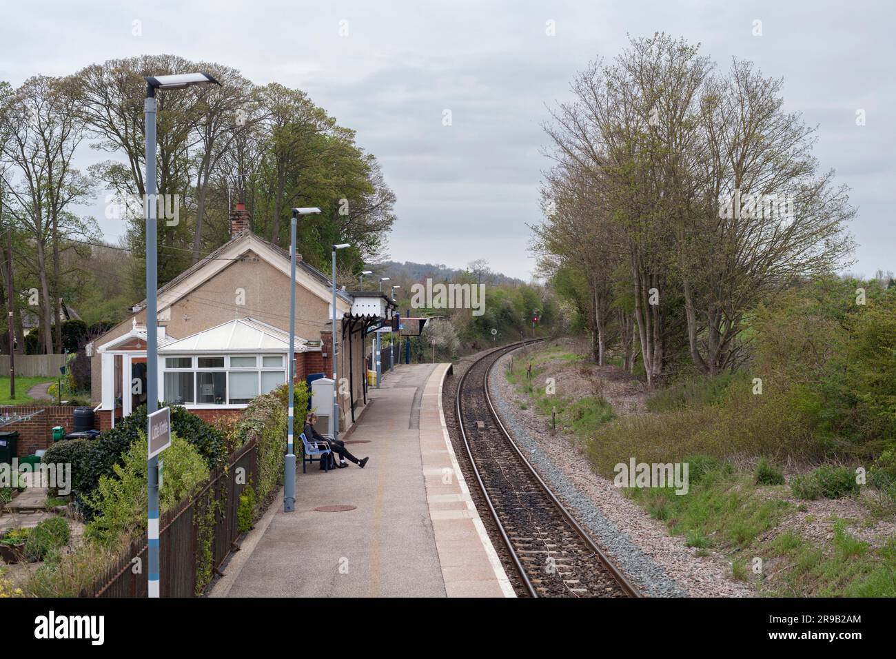 La piccola stazione ferroviaria di Little Kimble a binario singolo sulla linea Chiltern. (Linea da Aylesbury a Princess Risborough) Foto Stock