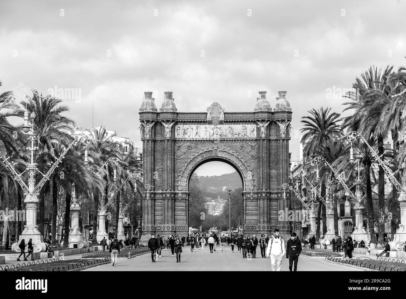 Barcellona, Spagna - 10 febbraio 2022: L'Arco di Trionfo o Arco di Trionfo in catalano, costruito da Josep Vilaseca i Casanovas come porta di accesso principale Foto Stock